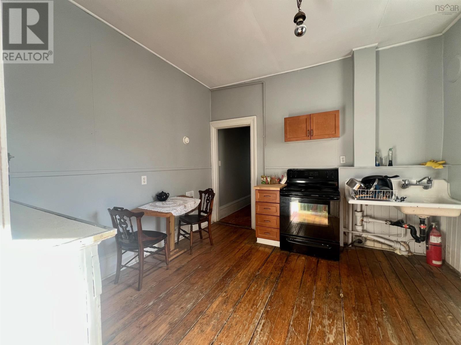 Property 27 of 30 of 5571 Fenwick Street