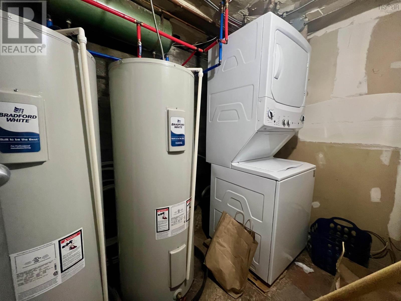 Property 20 of 30 of 5571 Fenwick Street