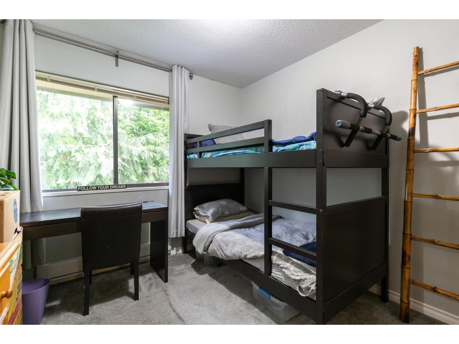 40 2998 MOUAT DRIVE — photo 27