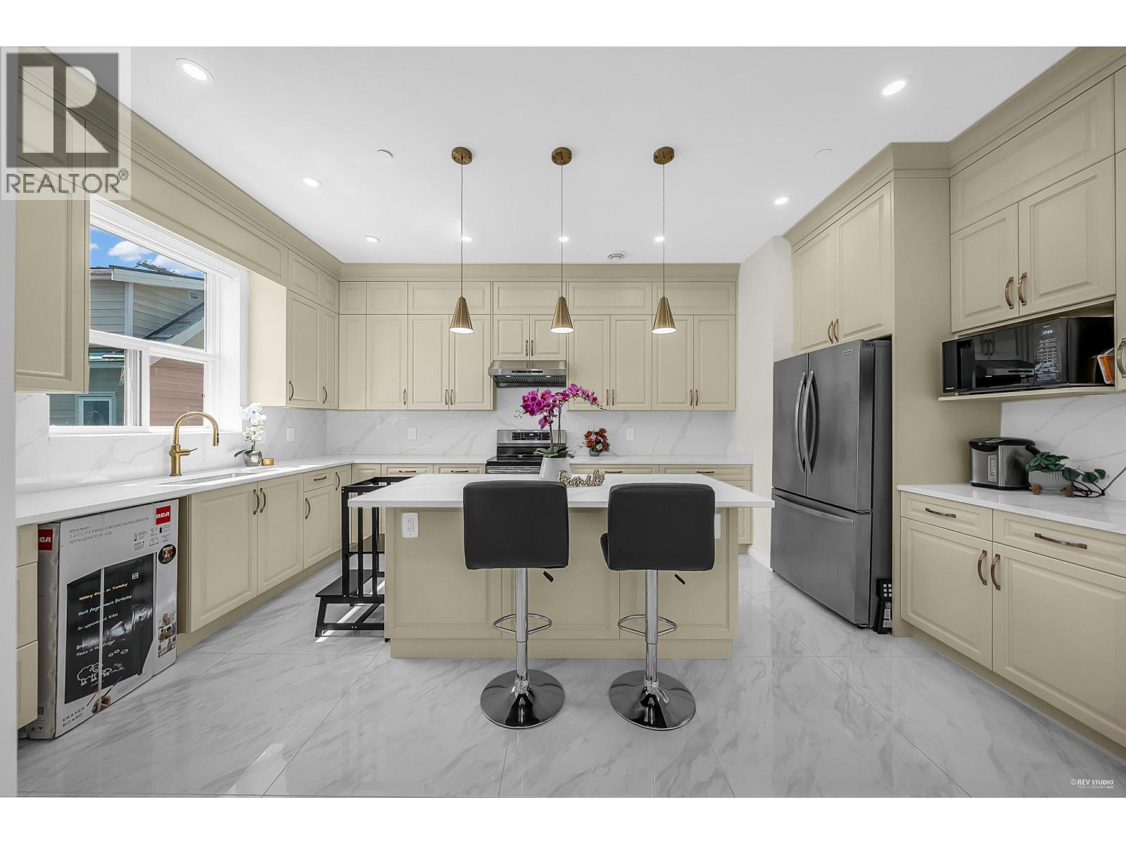 2936 E 2ND AVENUE, Vancouver