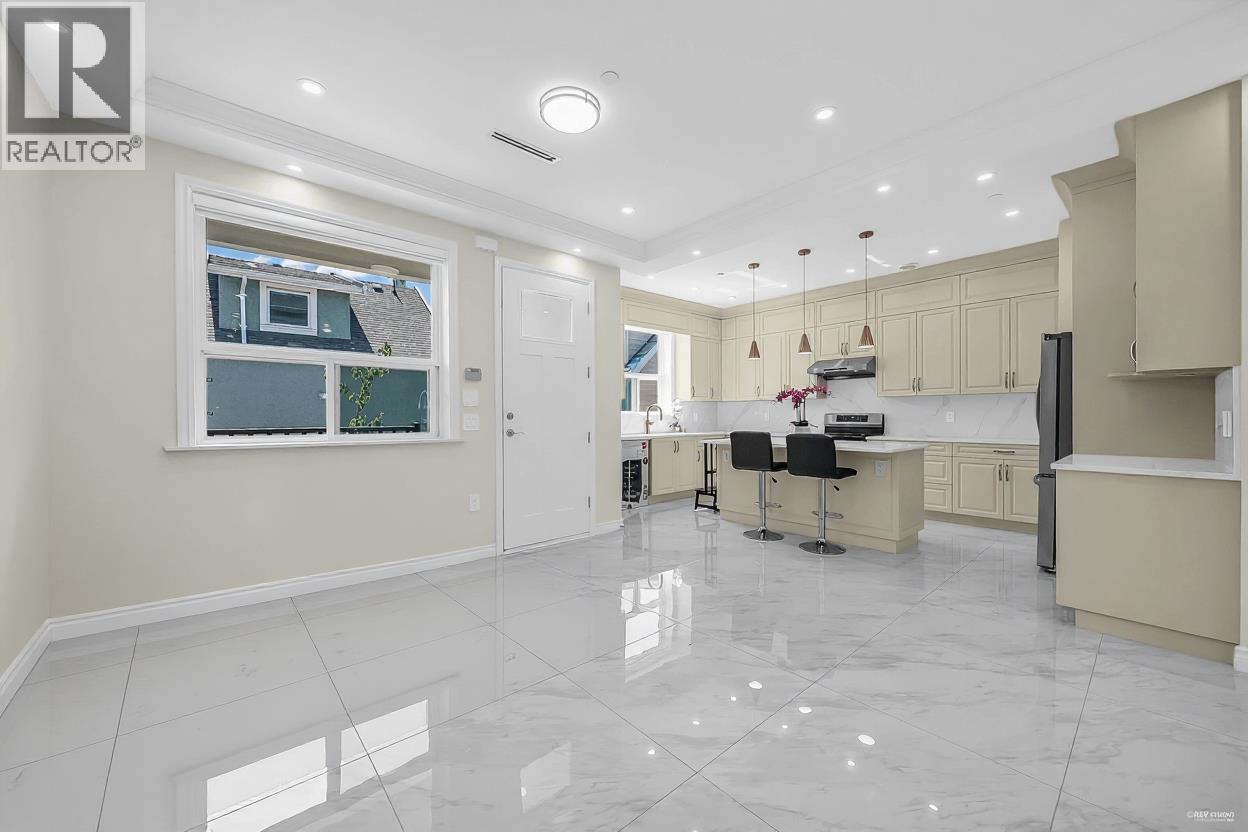 2936 E 2ND AVENUE, Vancouver