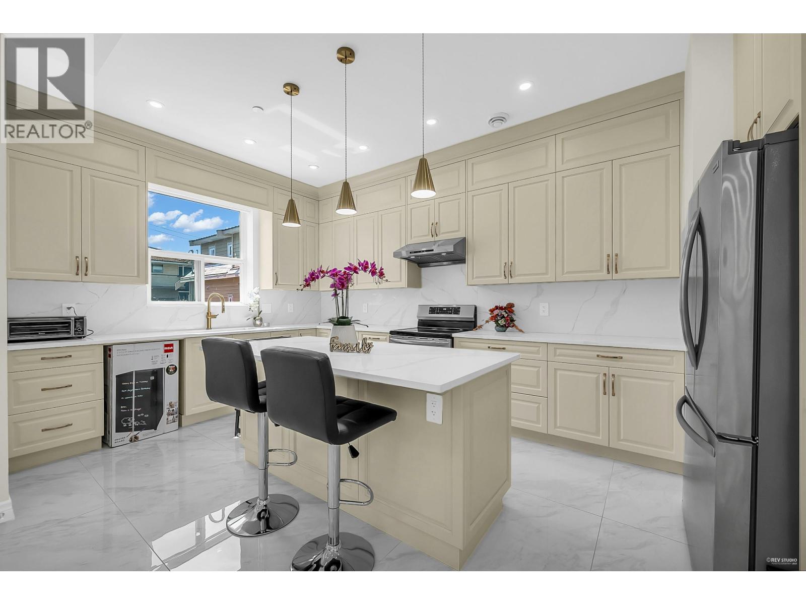 2936 E 2ND AVENUE, Vancouver