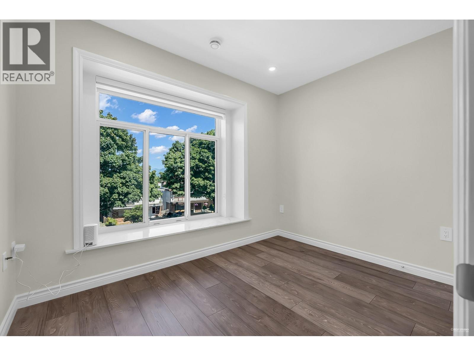 2936 E 2ND AVENUE, Vancouver