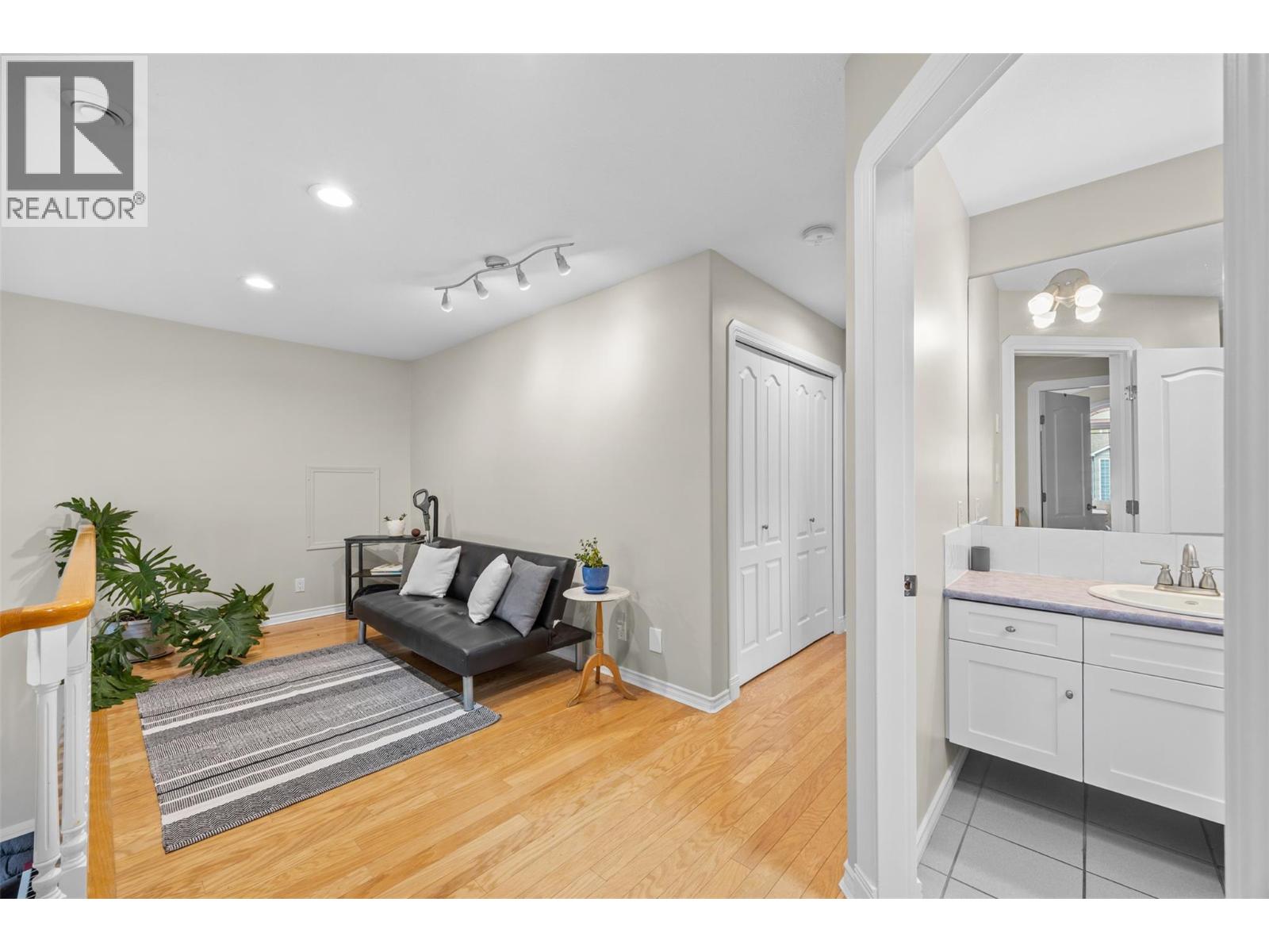 240 Heritage Boulevard, Okanagan Falls