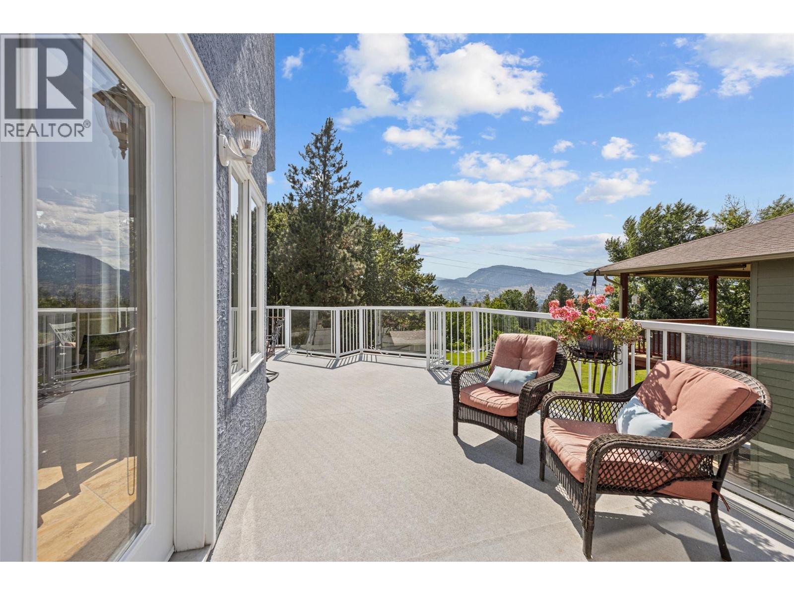 240 Heritage Boulevard, Okanagan Falls