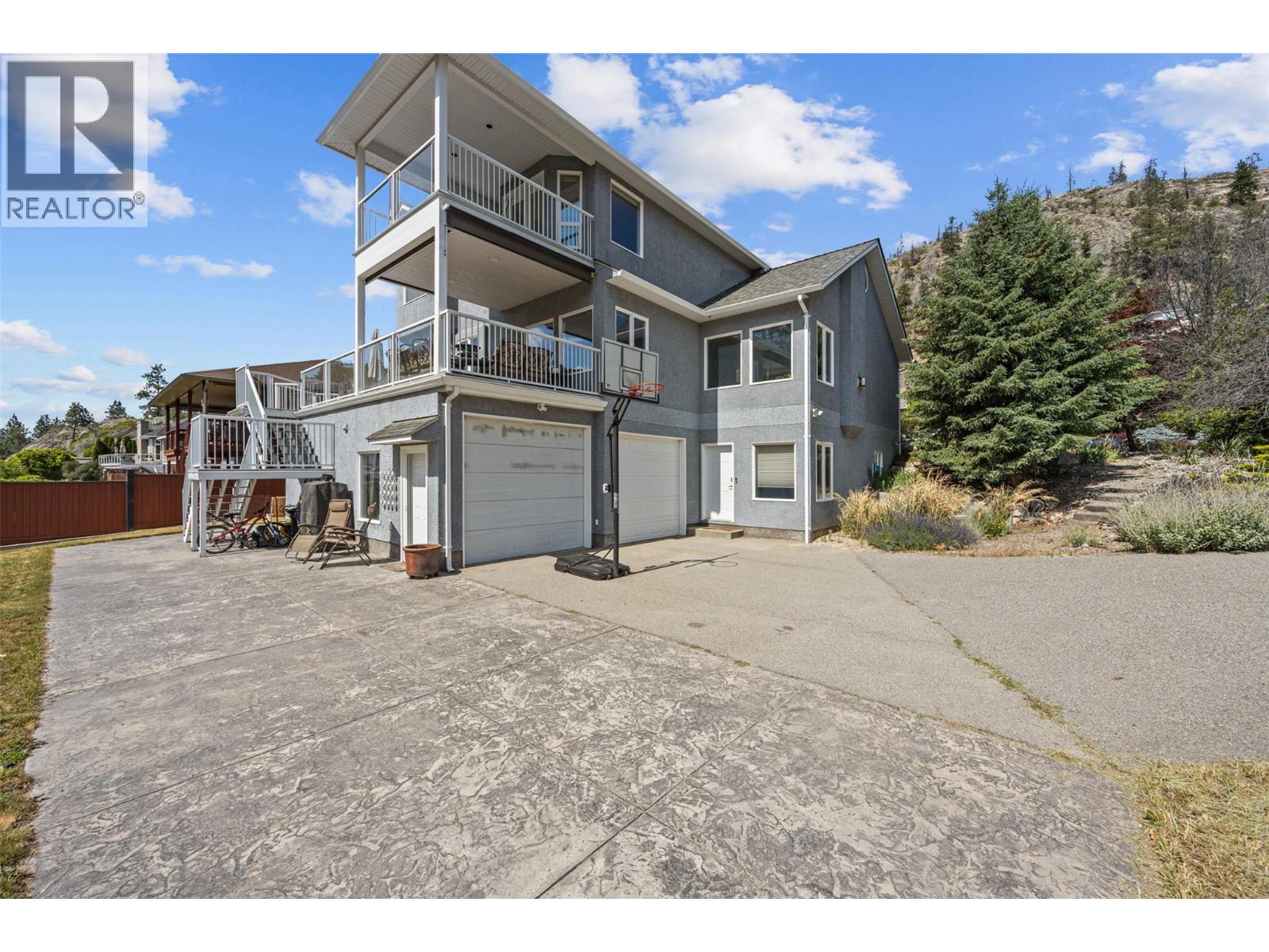 240 Heritage Boulevard, Okanagan Falls