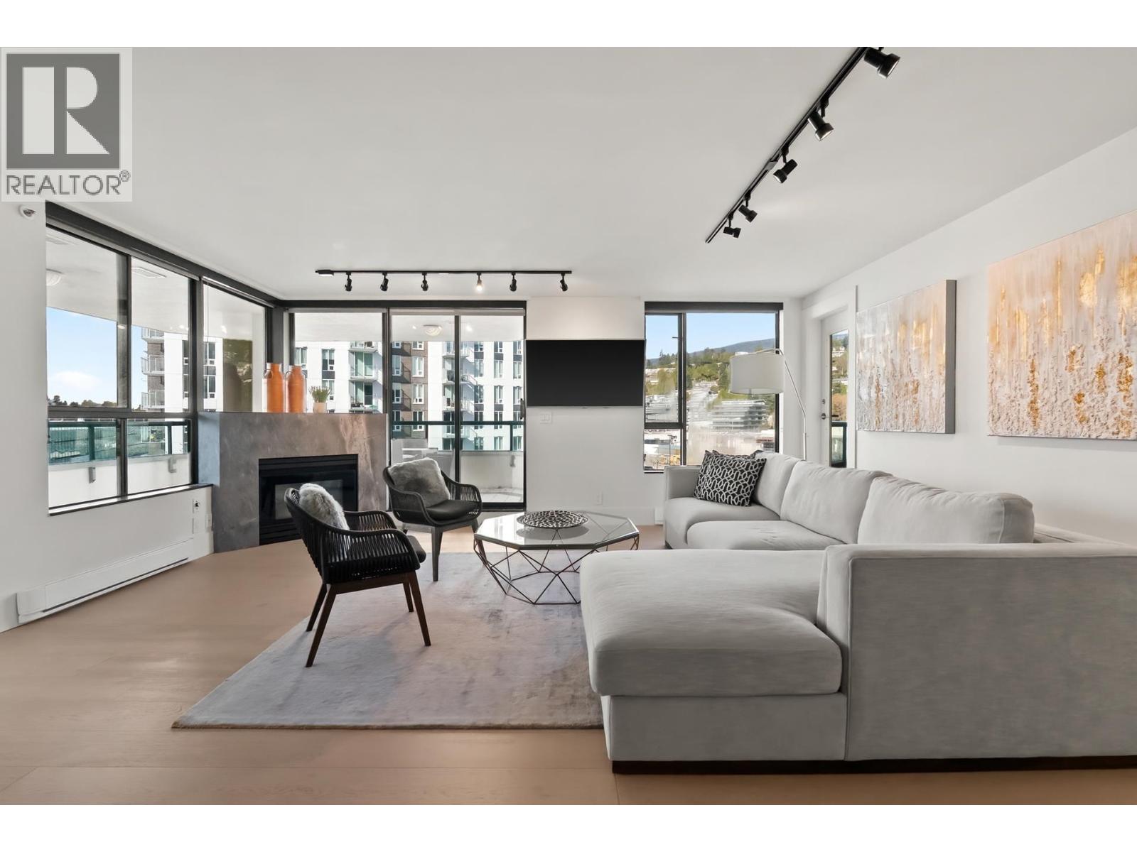 6D 328 TAYLOR WAY, West Vancouver