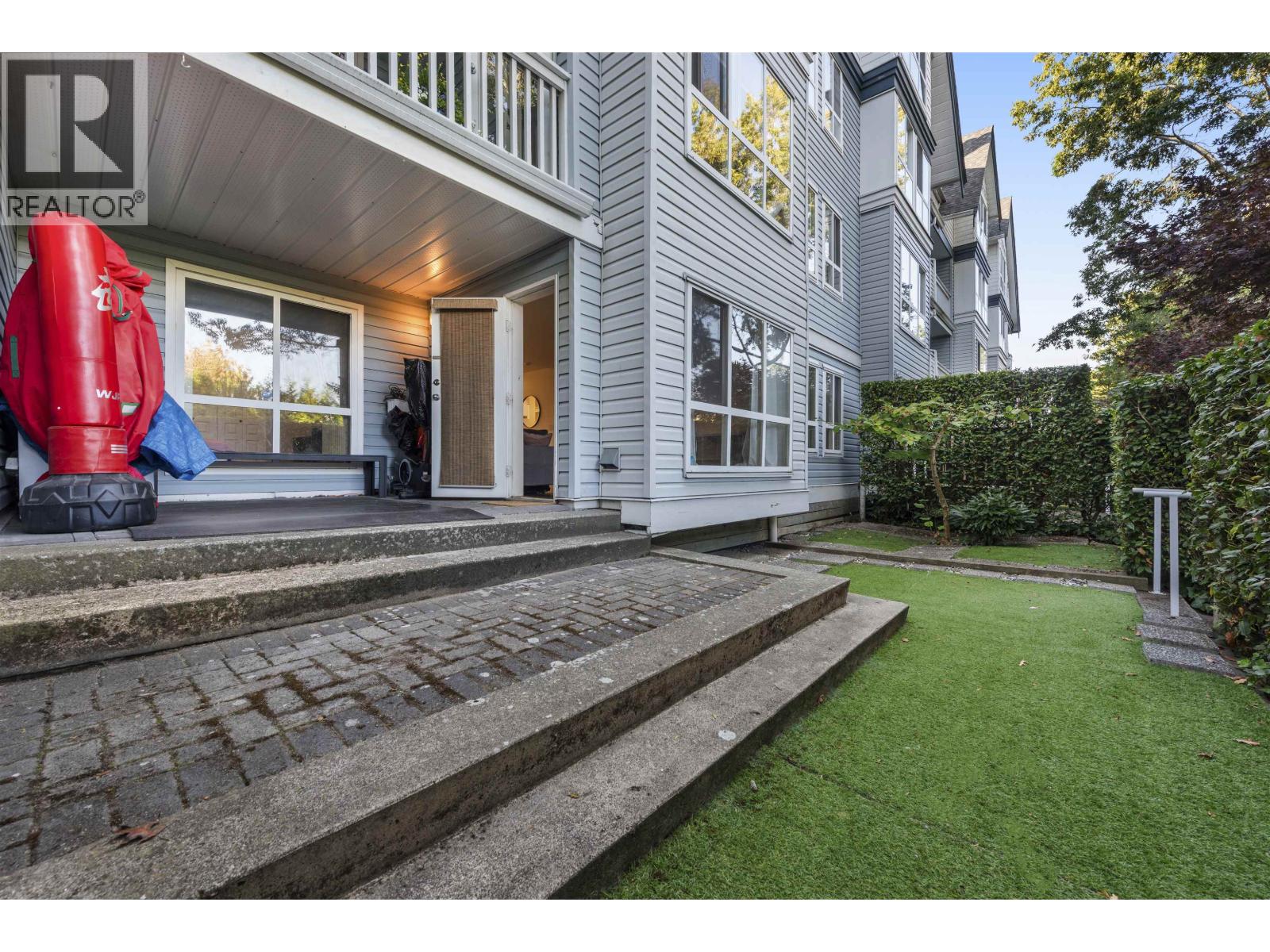 #104-12633 NO 2 Road, Richmond