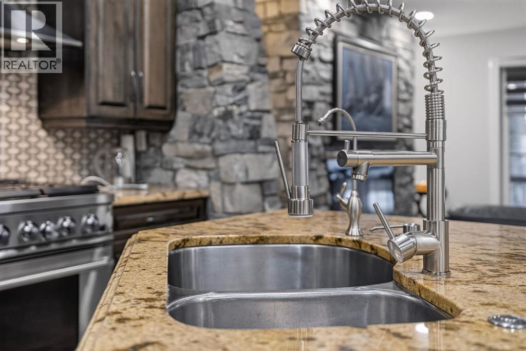 Single Family House for Sale in  Lake Ontario Drive SE Lake Bonavista Calgary 