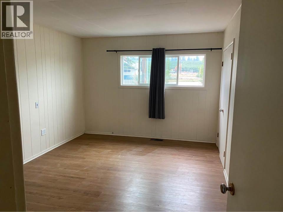  470 Snowsell Street North, Kelowna