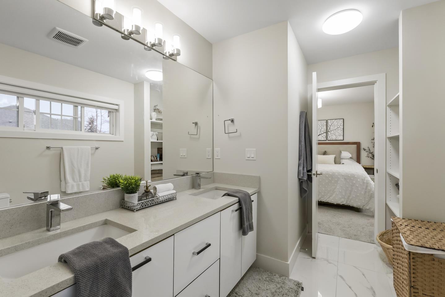 #10-11767 89A Avenue, Delta