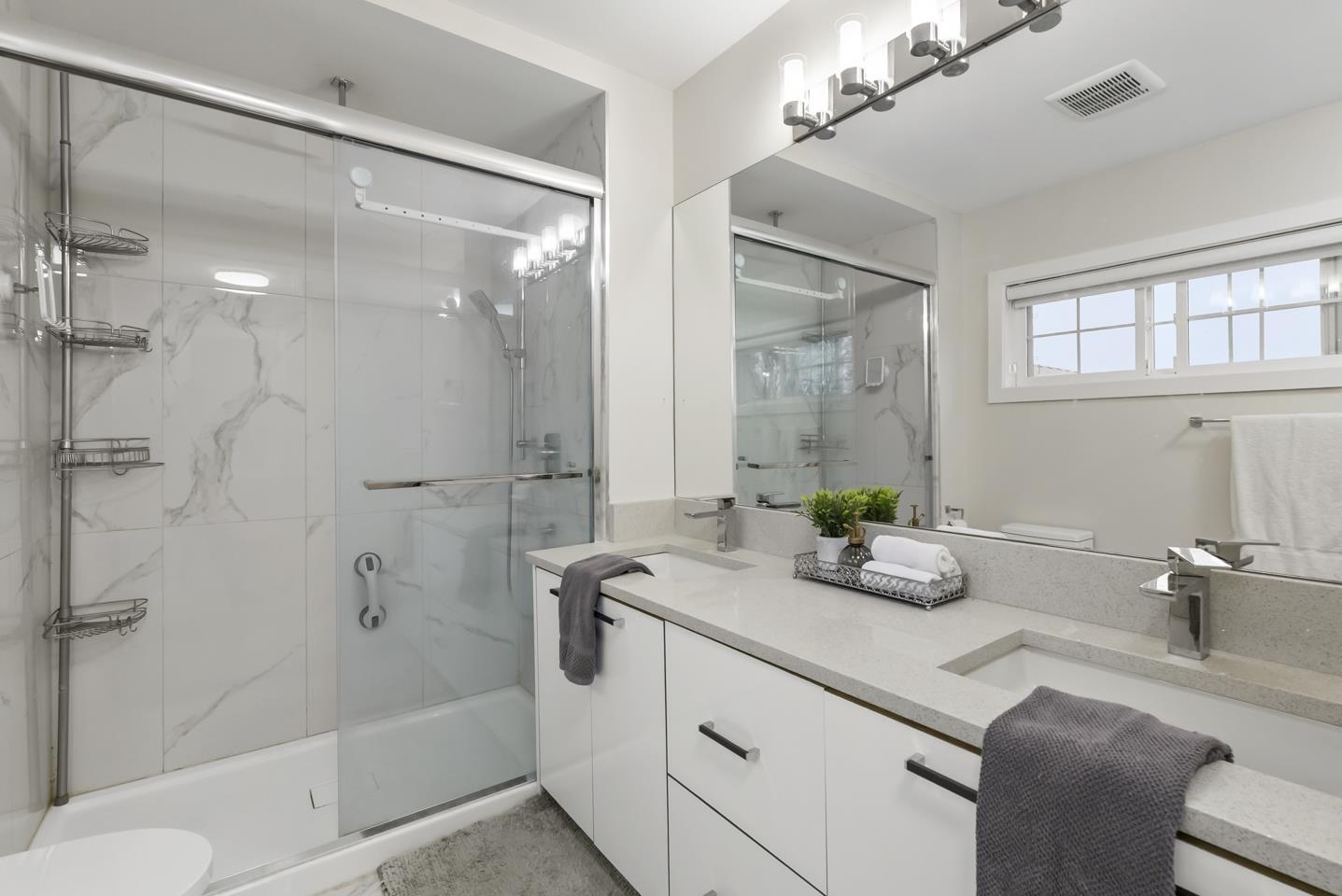 #10-11767 89A Avenue, Delta