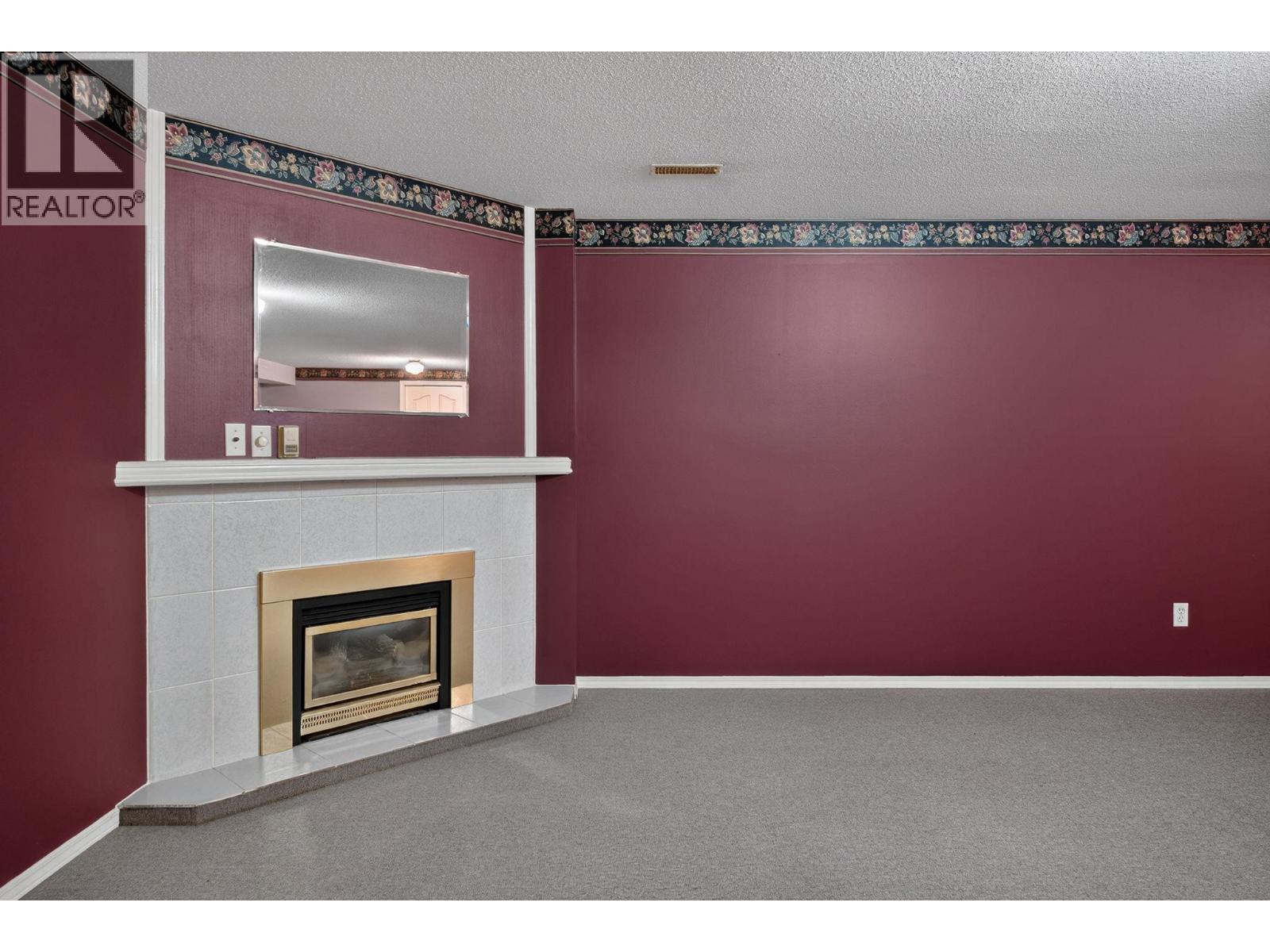 3 205 Gerstmar Road, Kelowna