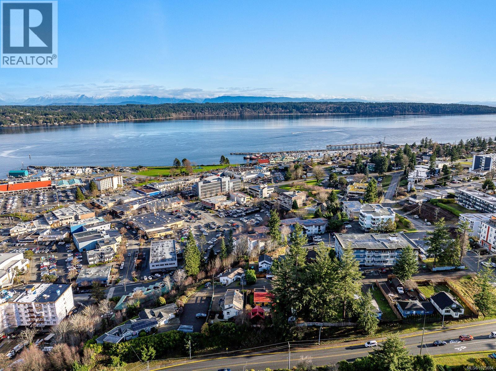 951 Dogwood St, Campbell River