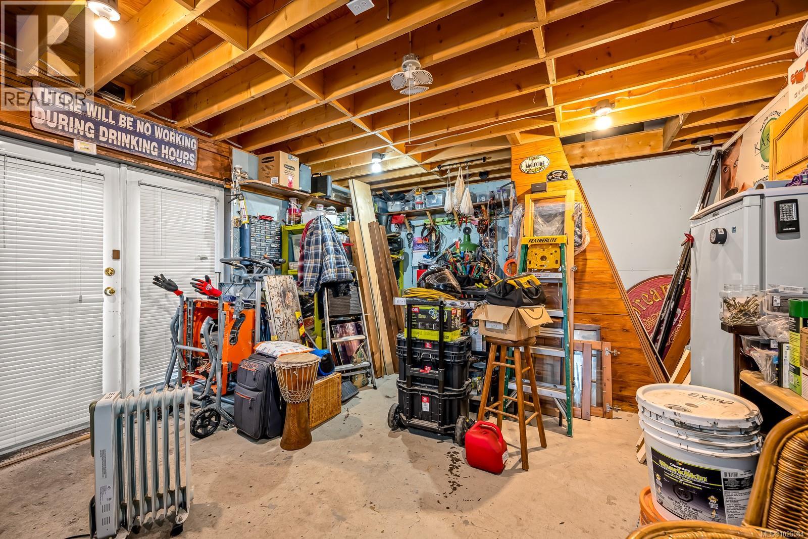 951 Dogwood St, Campbell River