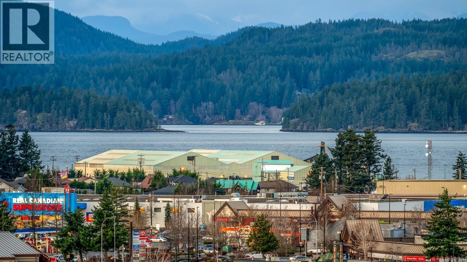 951 Dogwood St, Campbell River