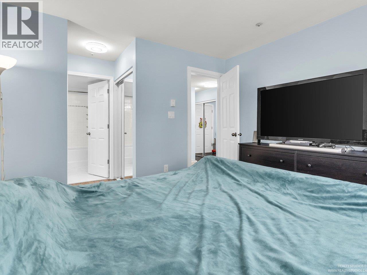 101 2285 PITT RIVER ROAD, Port Coquitlam