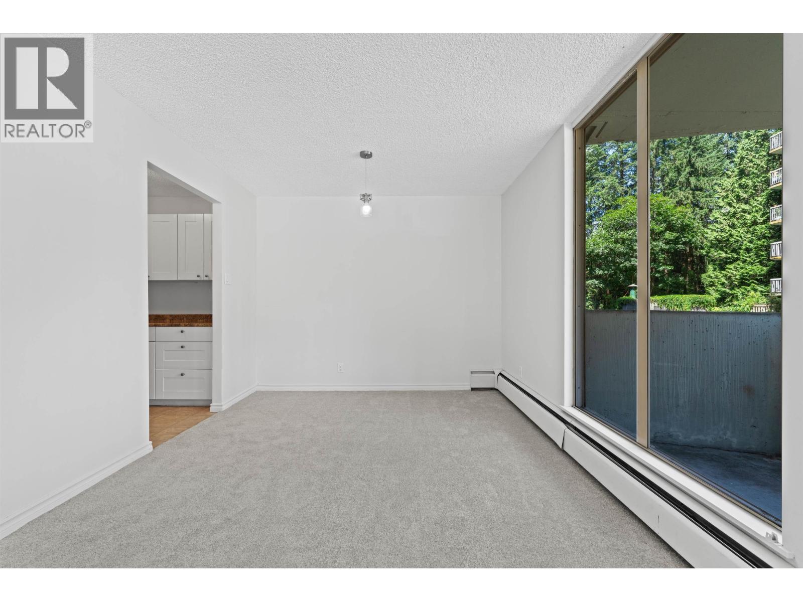 208 2024 FULLERTON AVENUE, North Vancouver