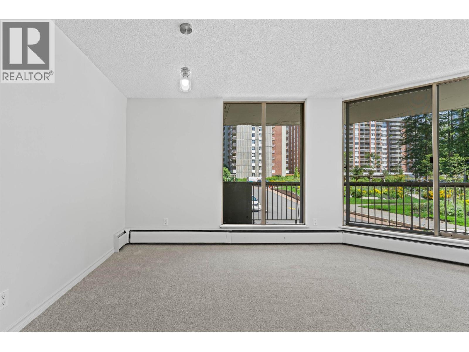 208 2024 FULLERTON AVENUE, North Vancouver