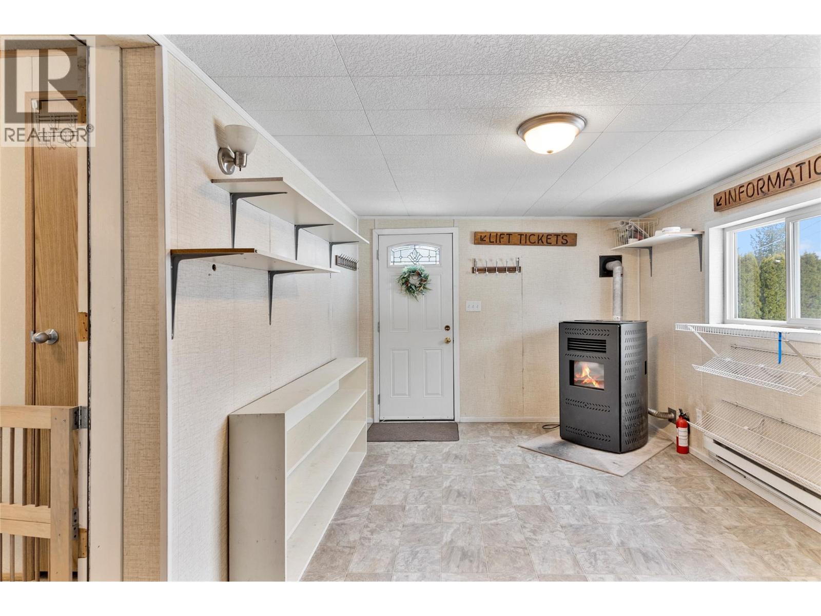 749 Big Eddy Road, Revelstoke