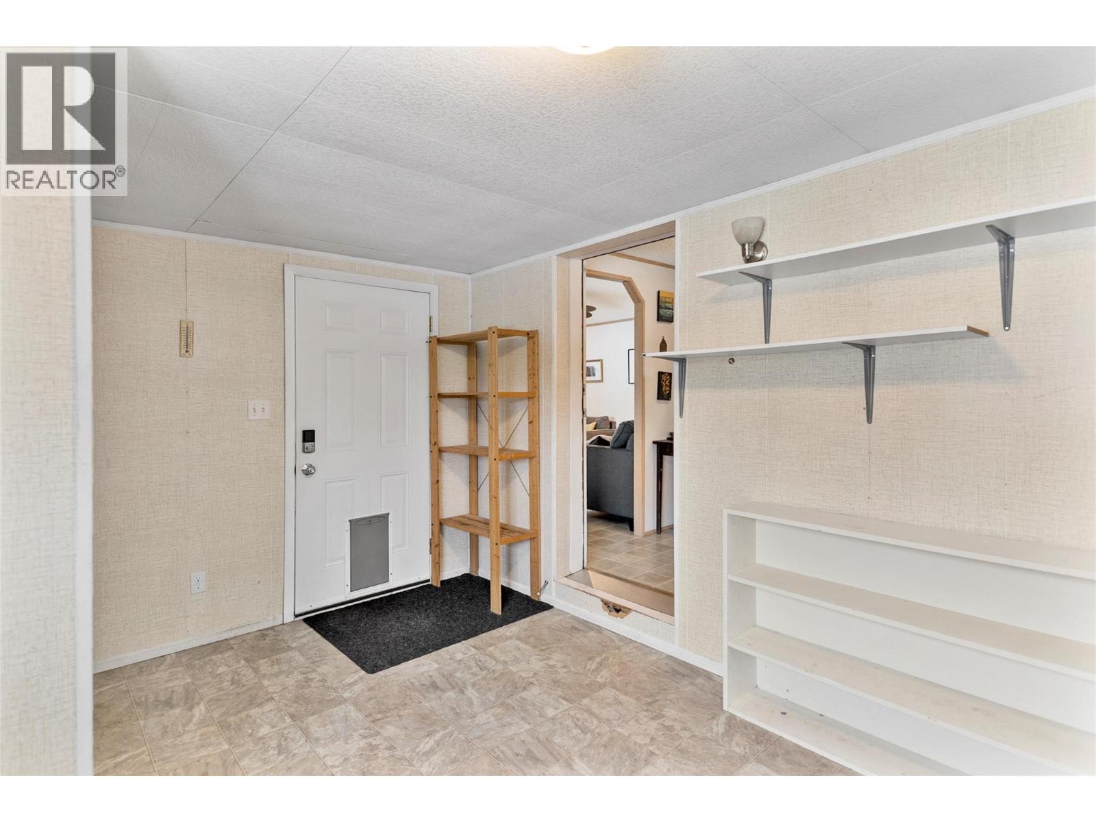 749 Big Eddy Road, Revelstoke