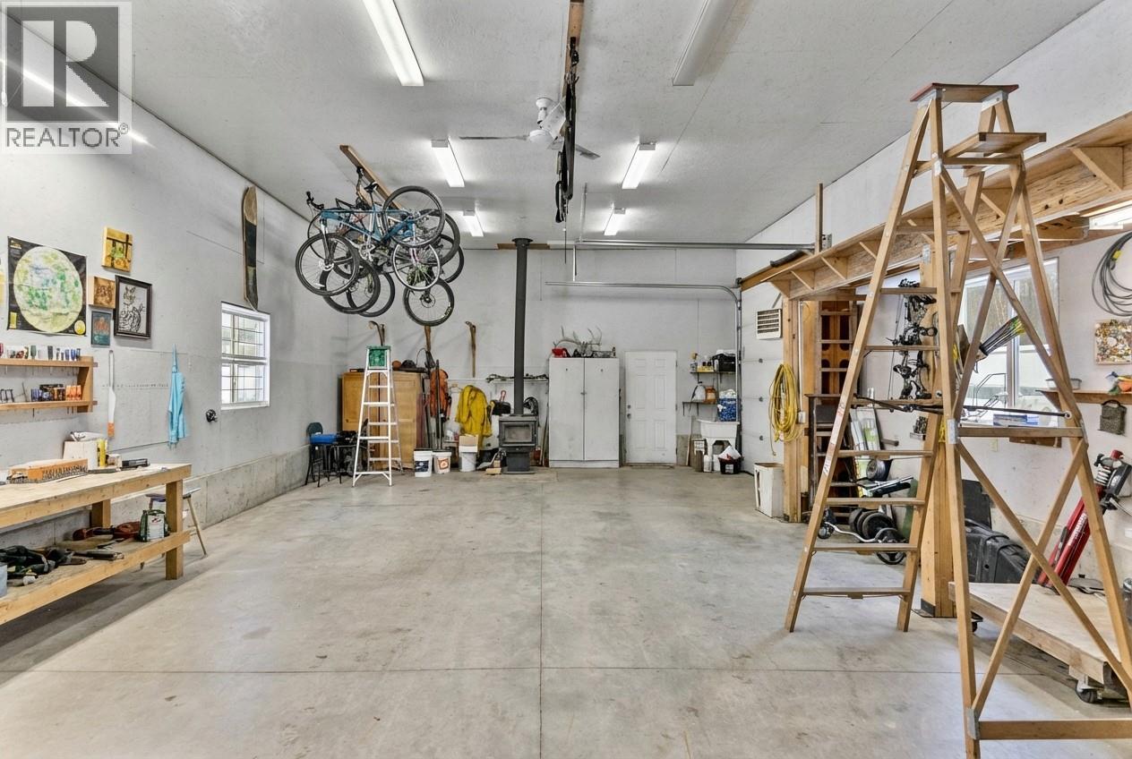 749 Big Eddy Road, Revelstoke