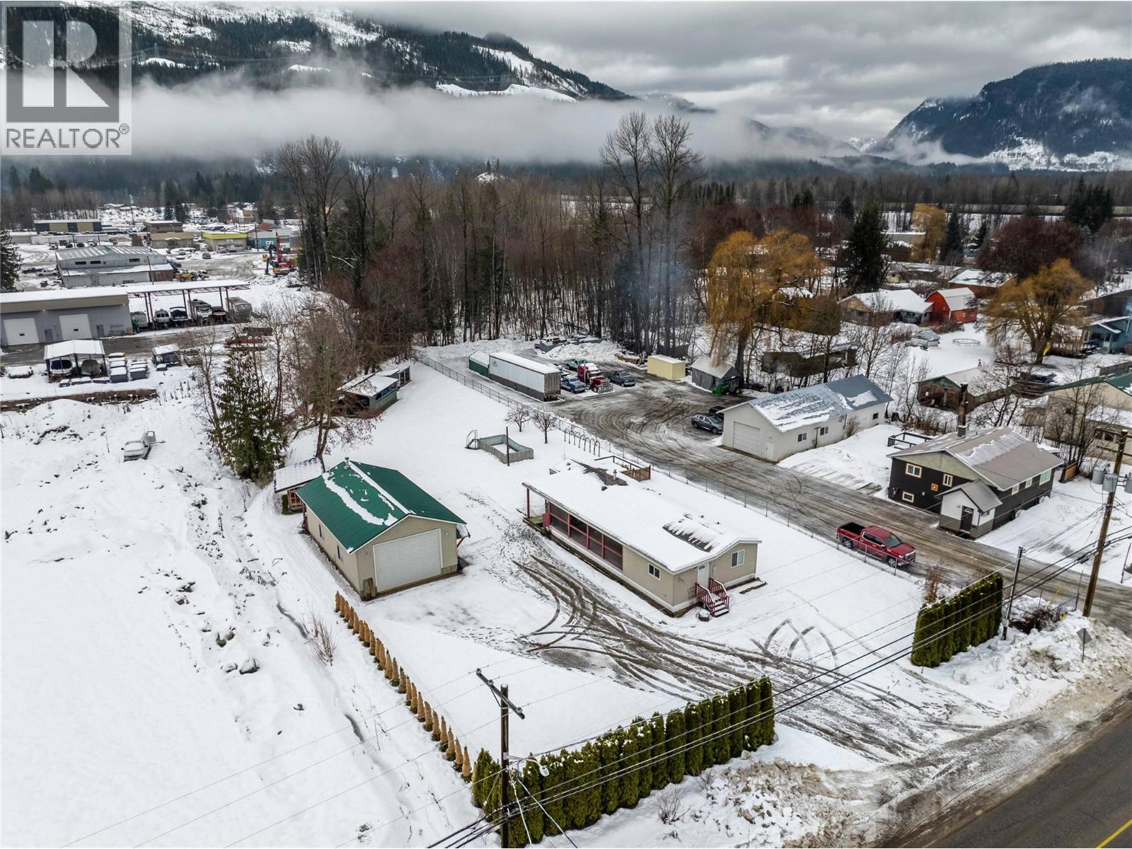 749 Big Eddy Road, Revelstoke