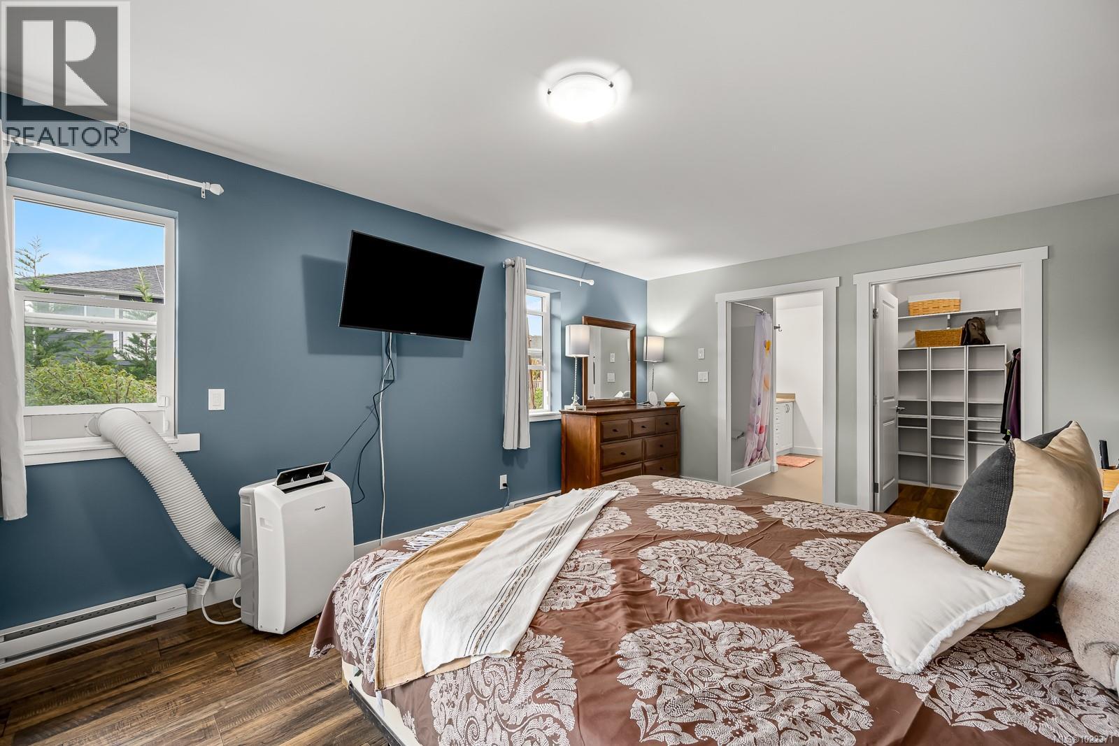 279 Michigan Dr, Campbell River