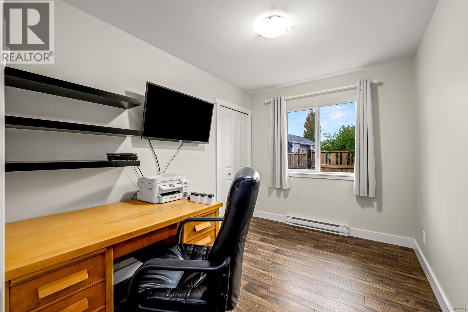 279 Michigan Dr, Campbell River