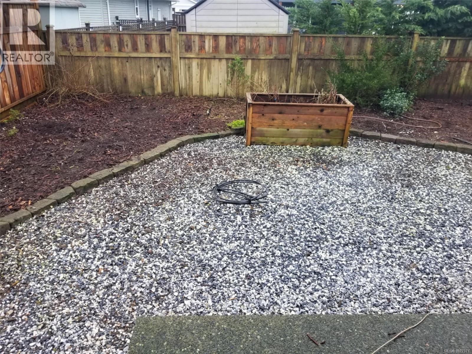 279 Michigan Dr, Campbell River