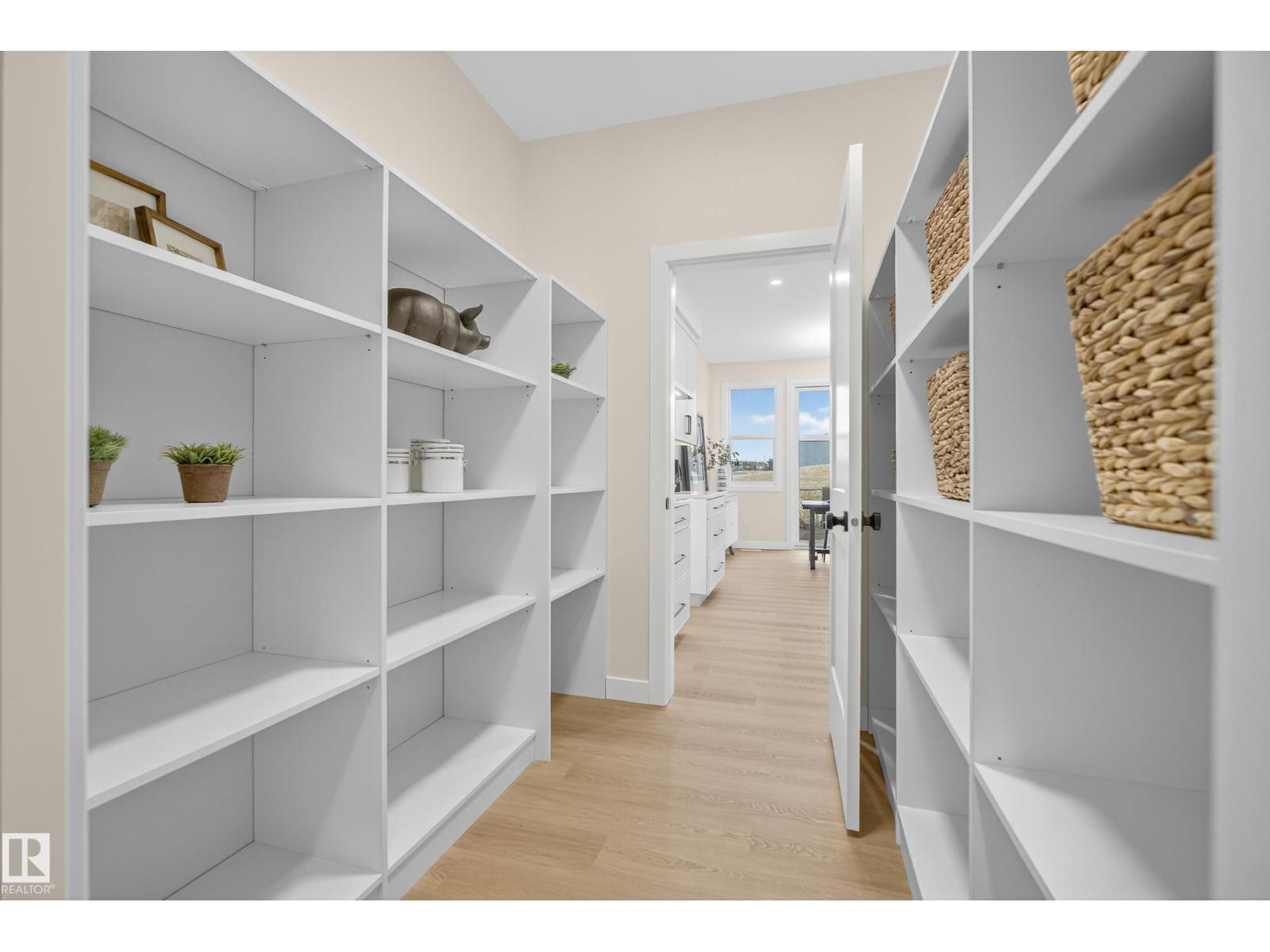 
          29 PRESCOTT Close
            <br/>
            <span>Spruce Grove</span>
            , 
            <span>AB</span>
             <span>T7X0R3</span>
         - Photo 6