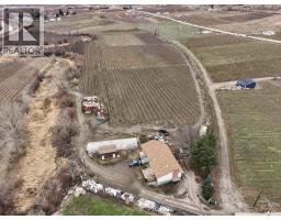  301 Road 12 Road, Oliver