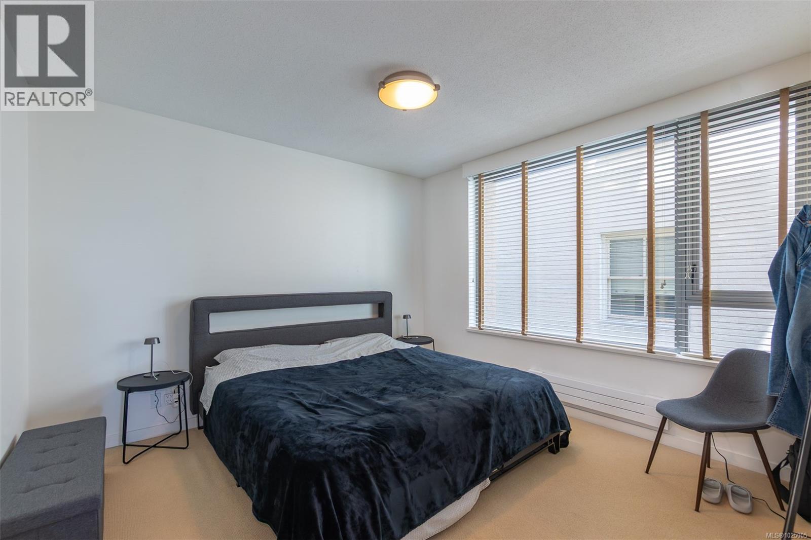 501 608 Broughton Street, Victoria