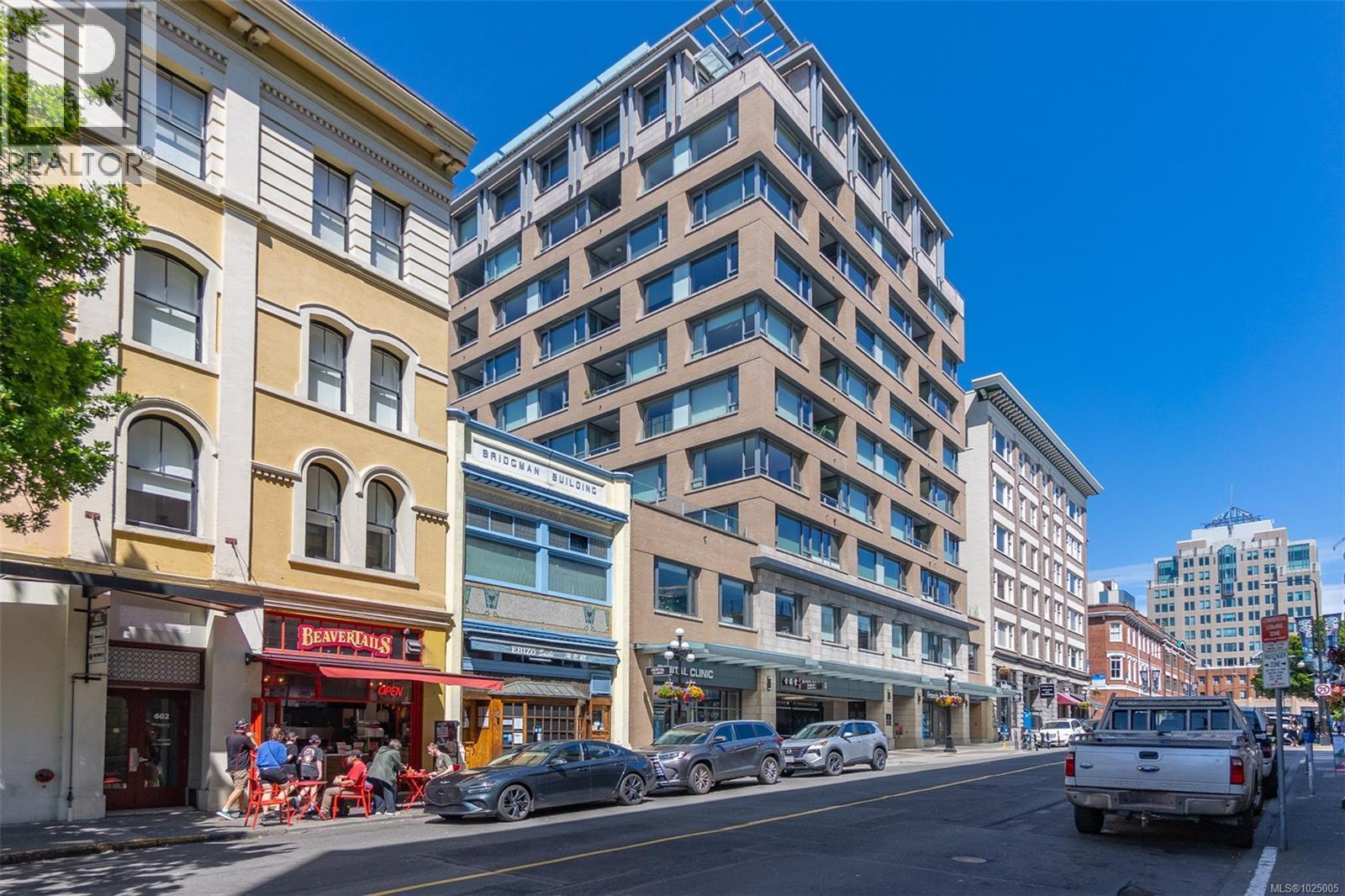 501 608 Broughton Street, Victoria