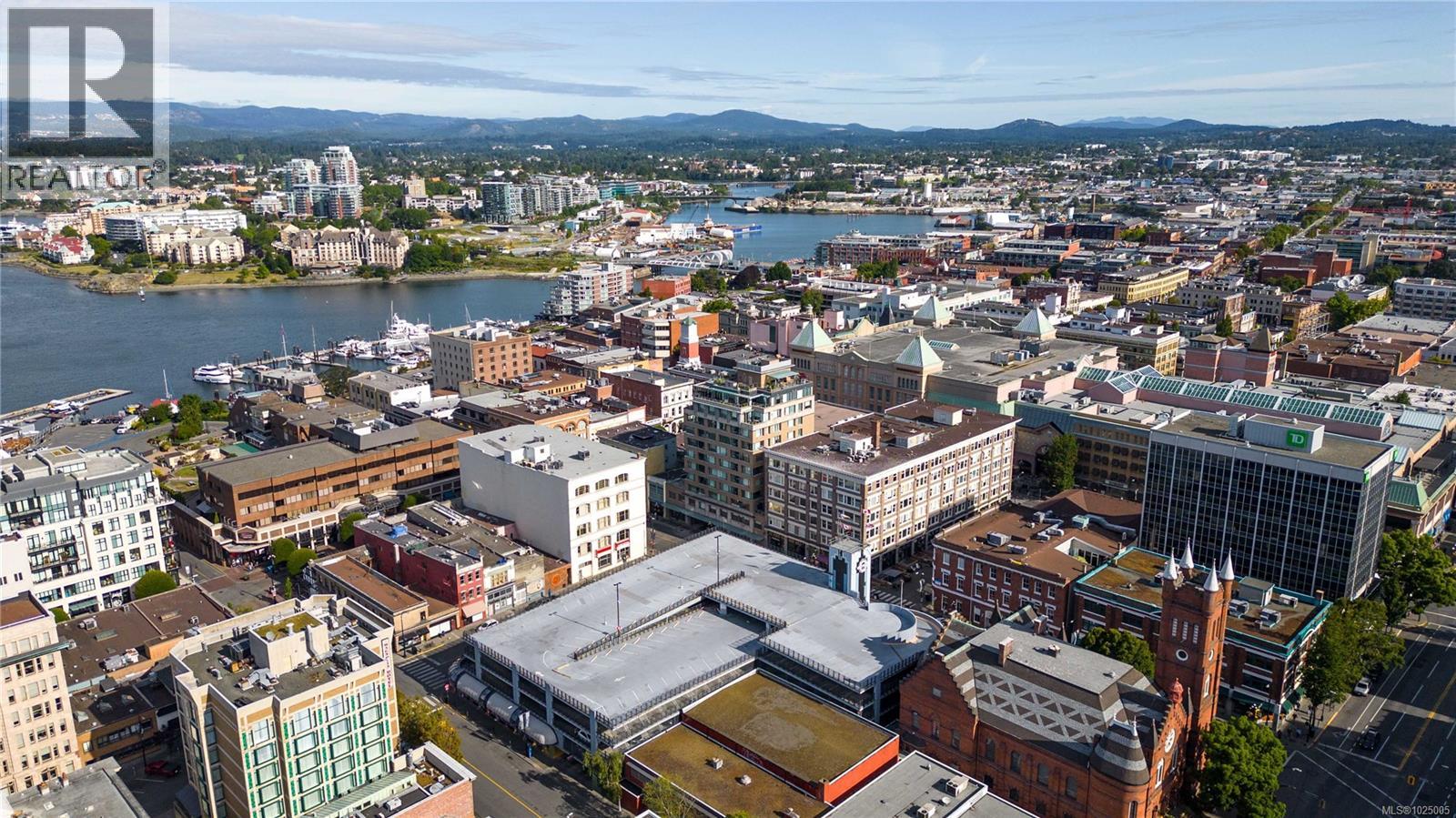 501 608 Broughton Street, Victoria