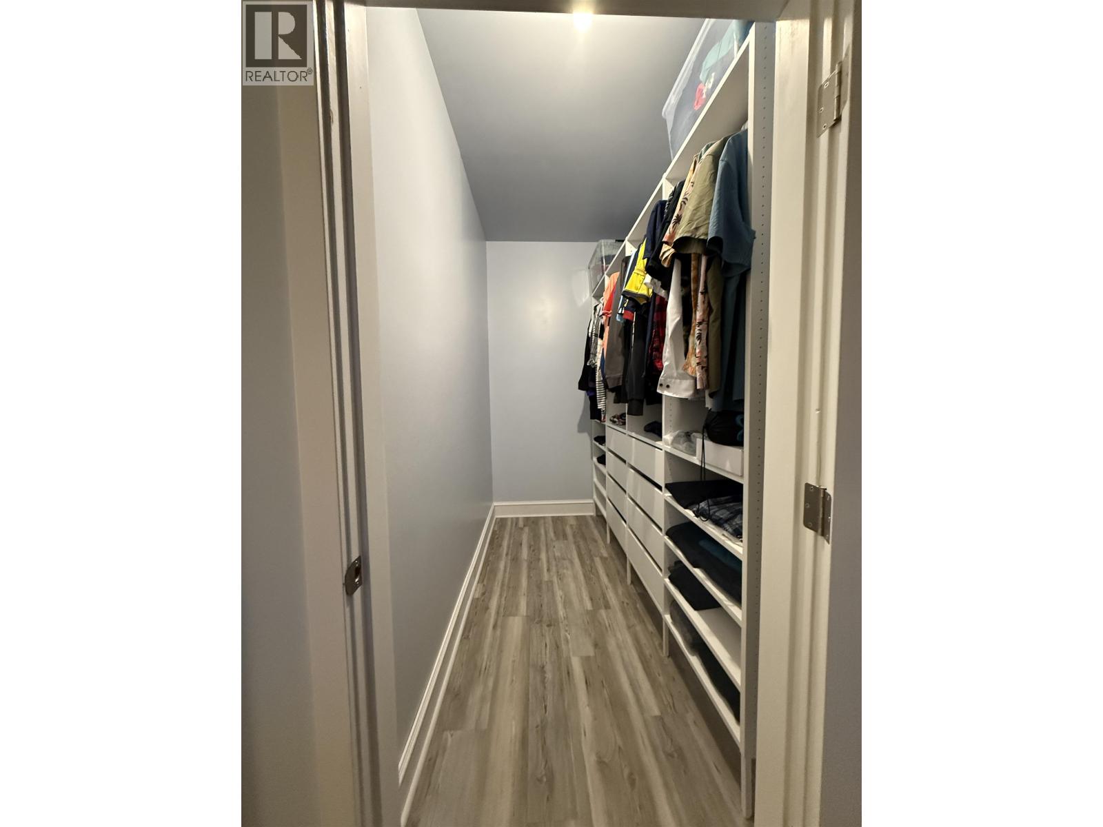 4849 BRYAN CRESCENT - 21