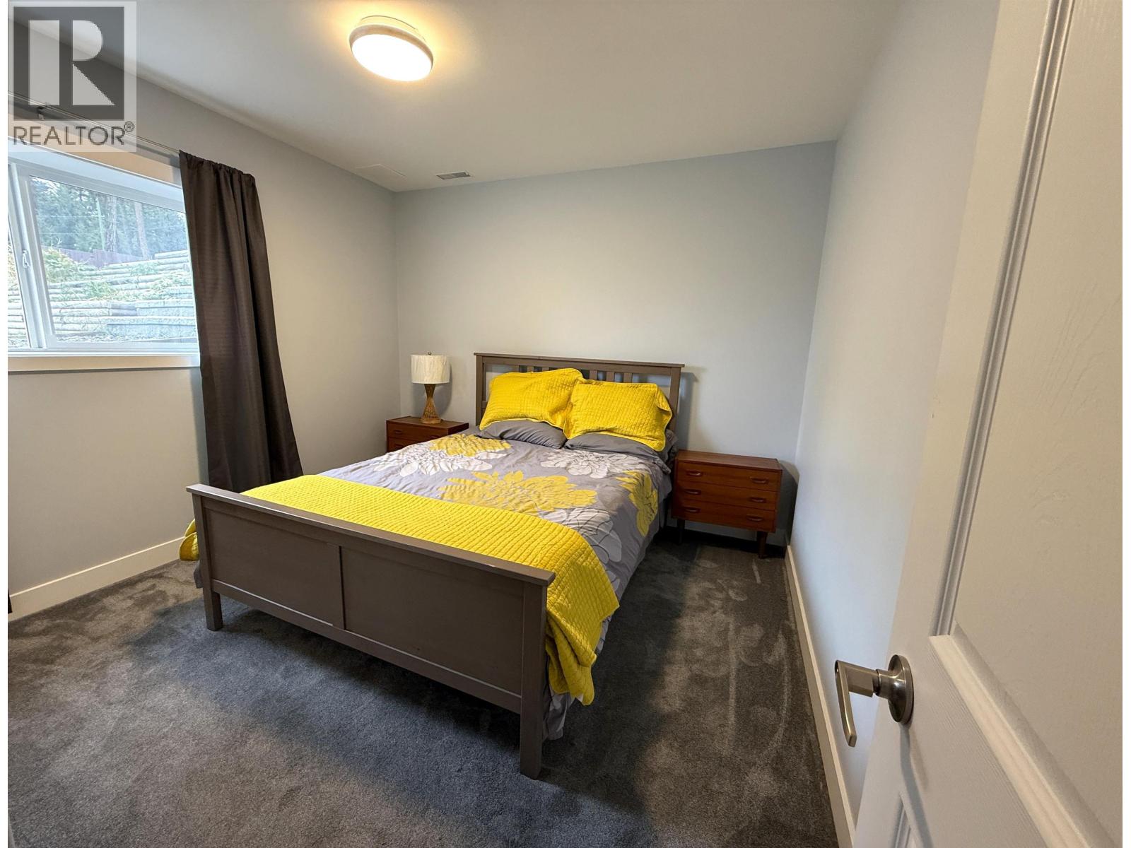 4849 BRYAN CRESCENT - 32