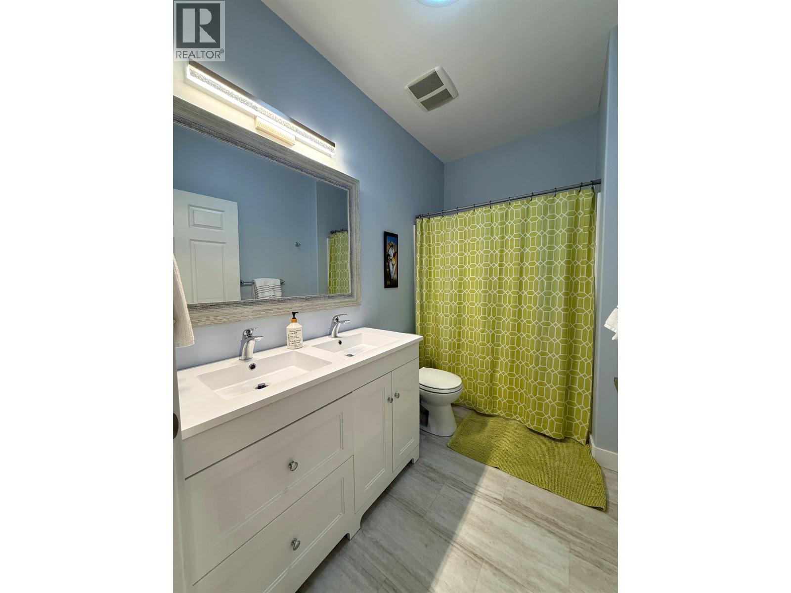 4849 BRYAN CRESCENT - 24