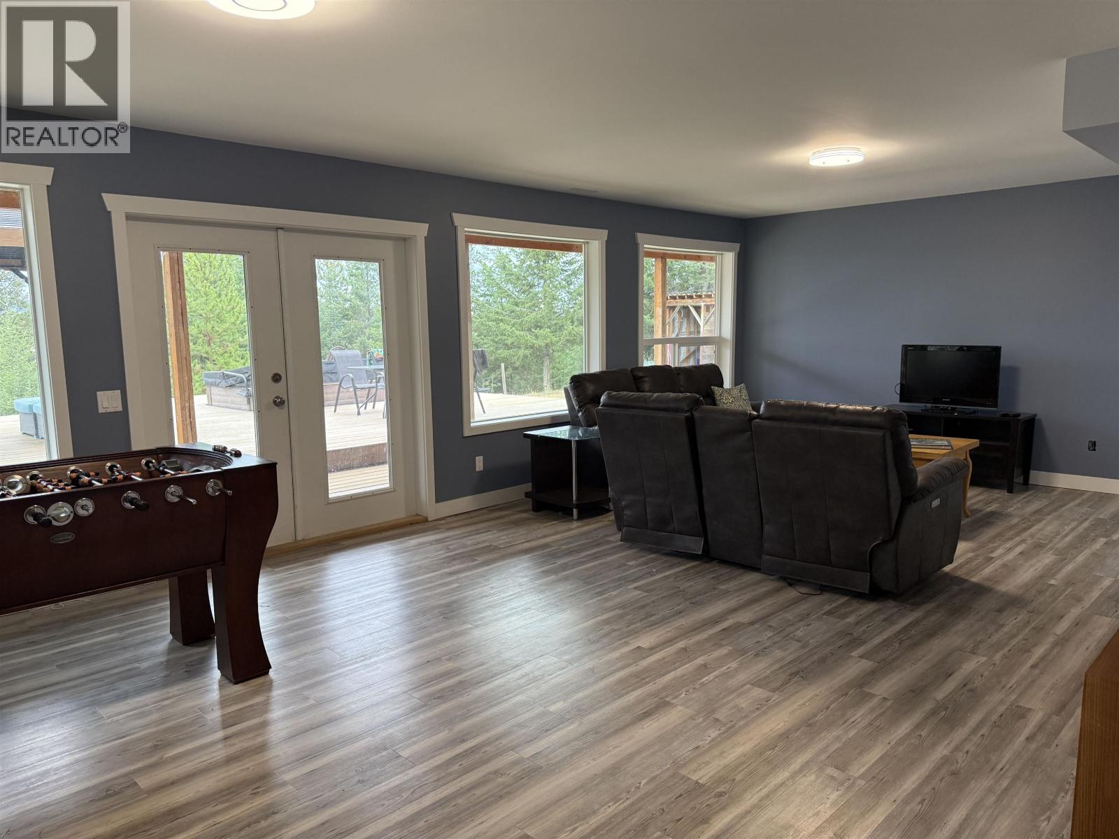 4849 BRYAN CRESCENT - 28