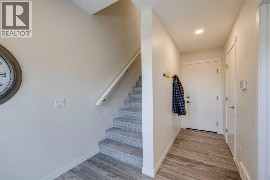 Single Family House for Sale in  Greenbriar Common NW Greenwood/Greenbriar Calgary 