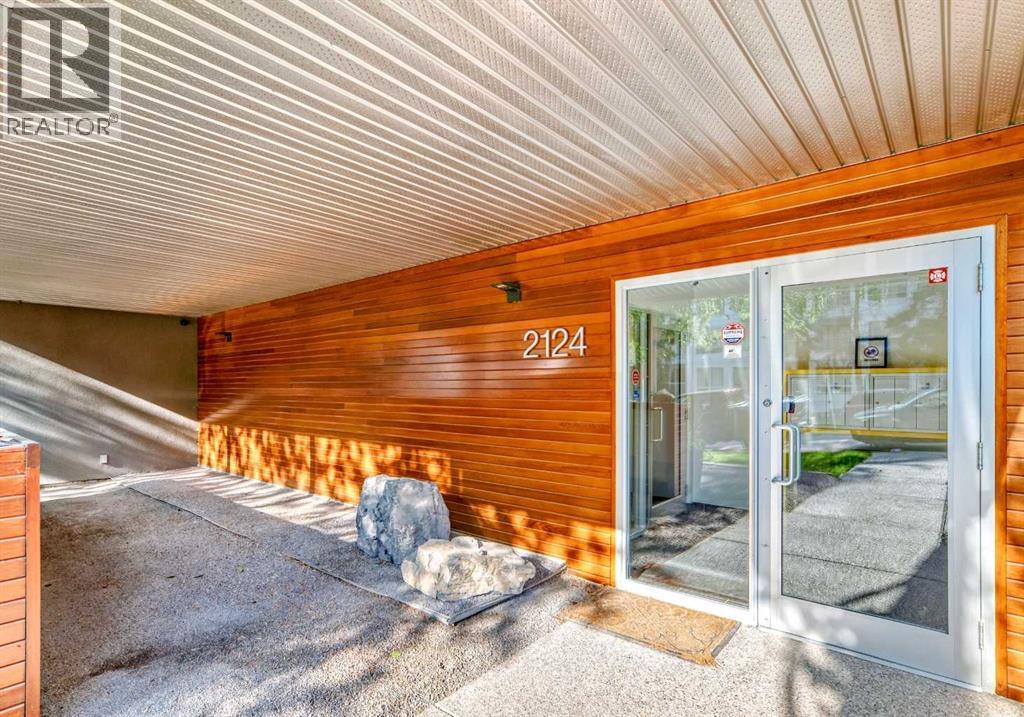 Single Family House for Sale in    Street SW Bankview Calgary 