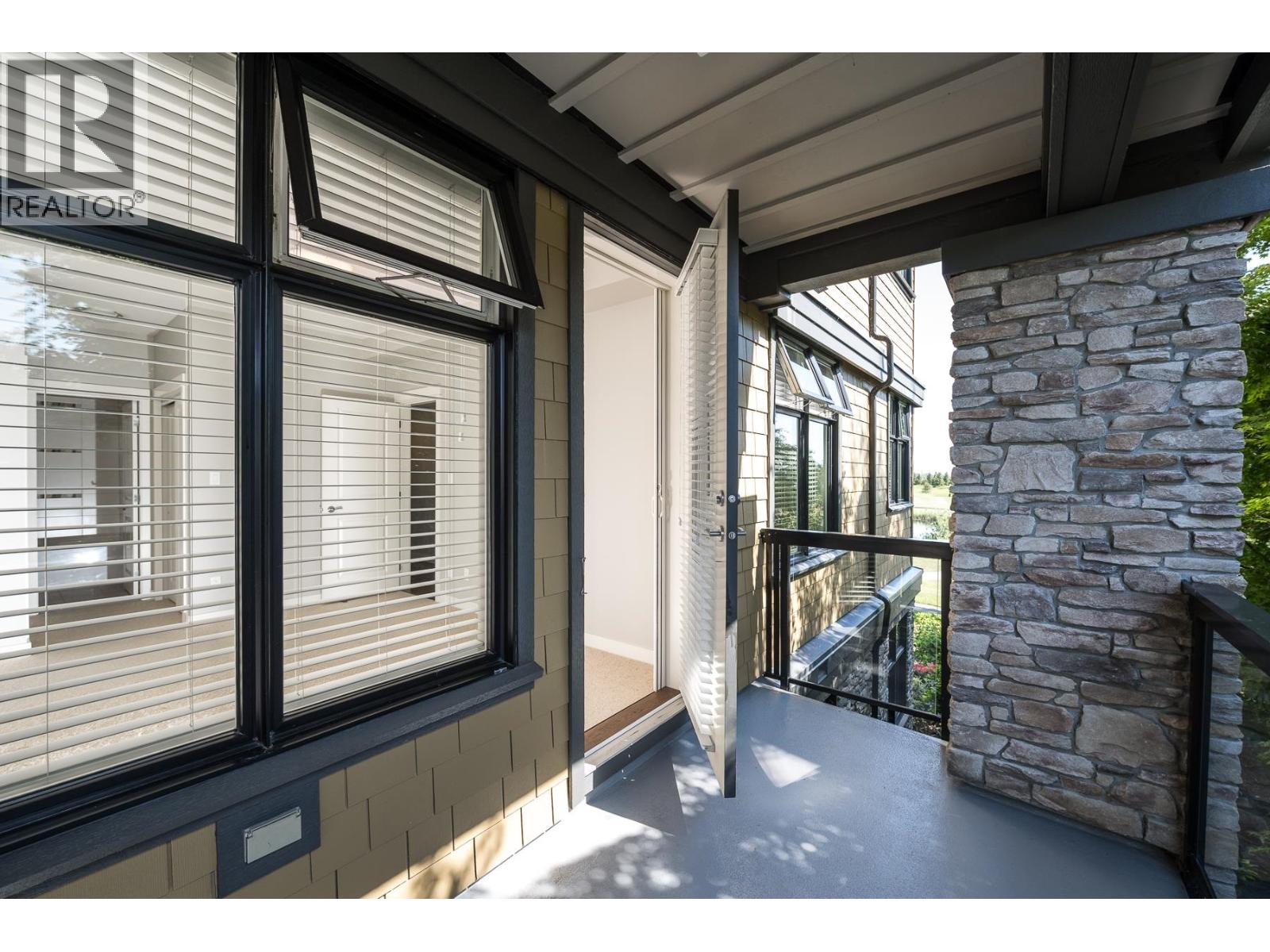 #210-5099 SPRINGS Boulevard, Tsawwassen