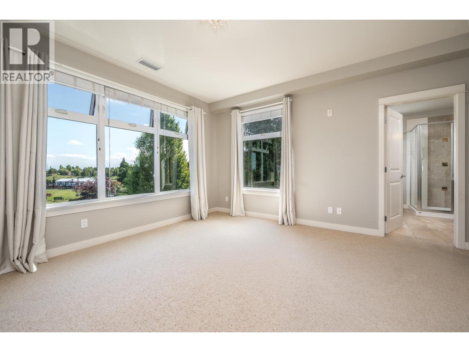 #210-5099 SPRINGS Boulevard, Tsawwassen