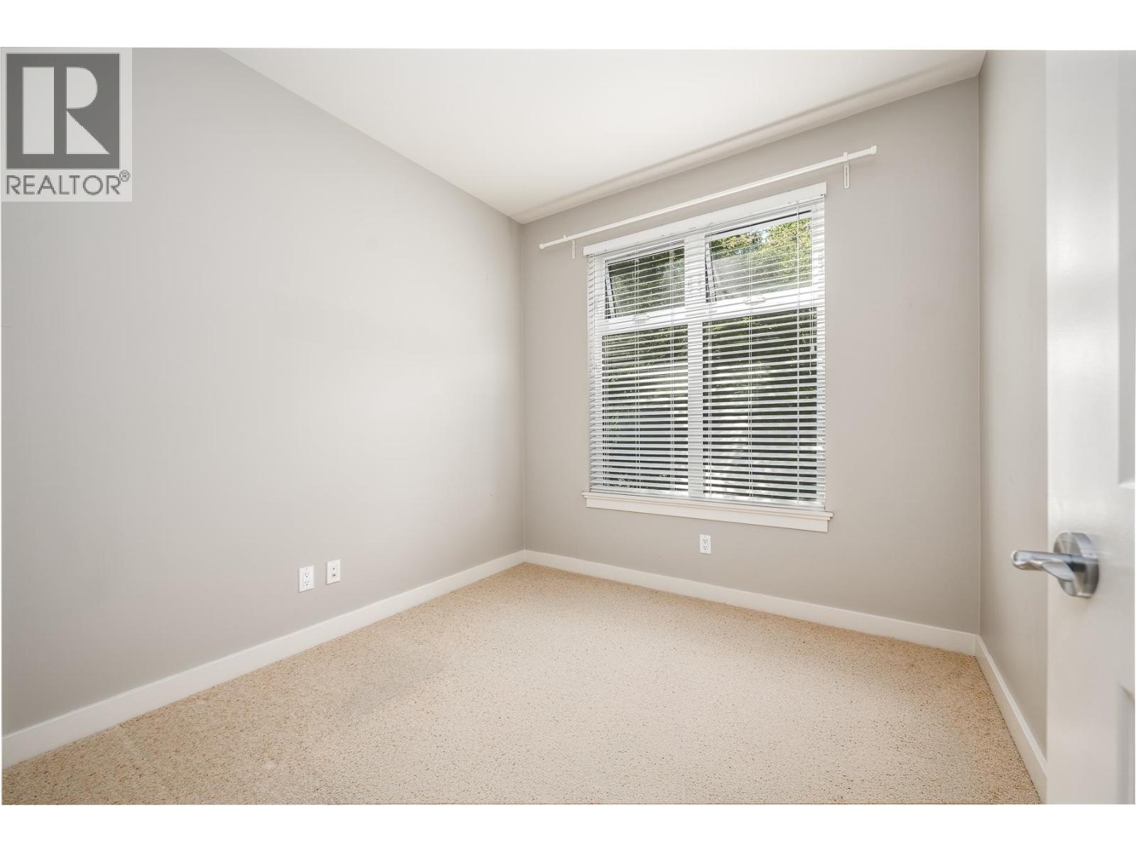 #210-5099 SPRINGS Boulevard, Tsawwassen