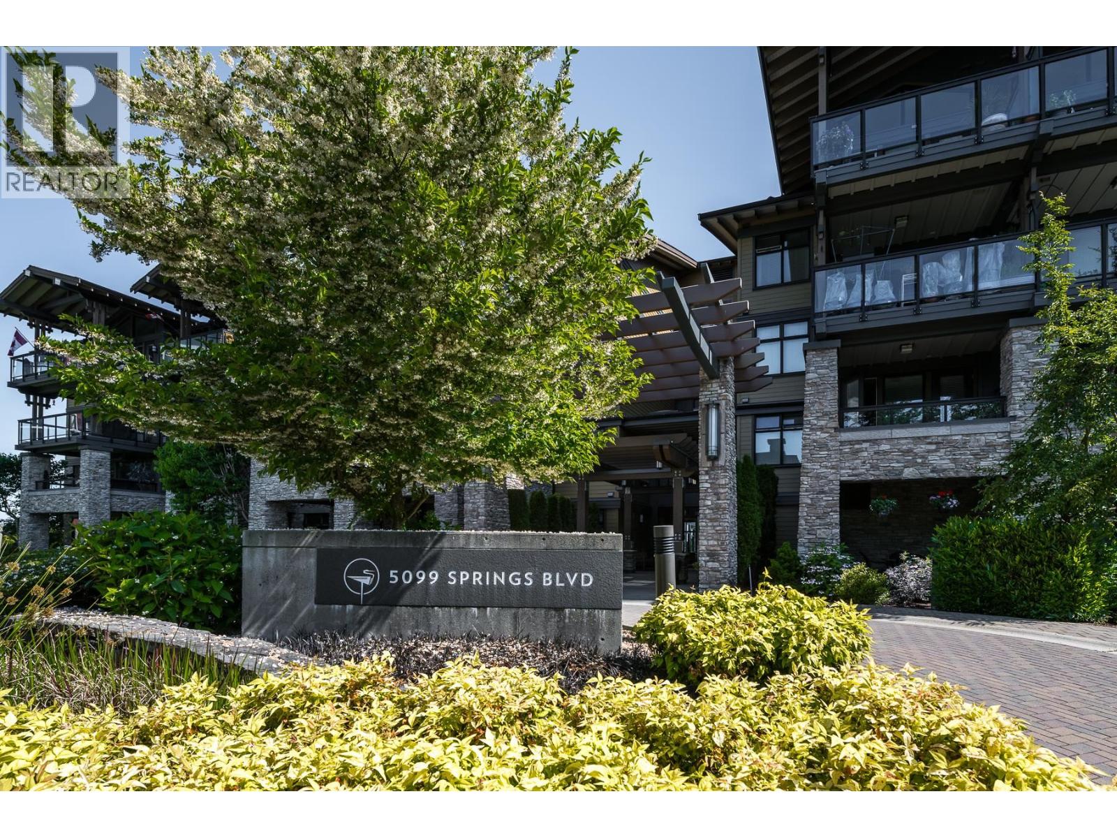 #210-5099 SPRINGS Boulevard, Tsawwassen