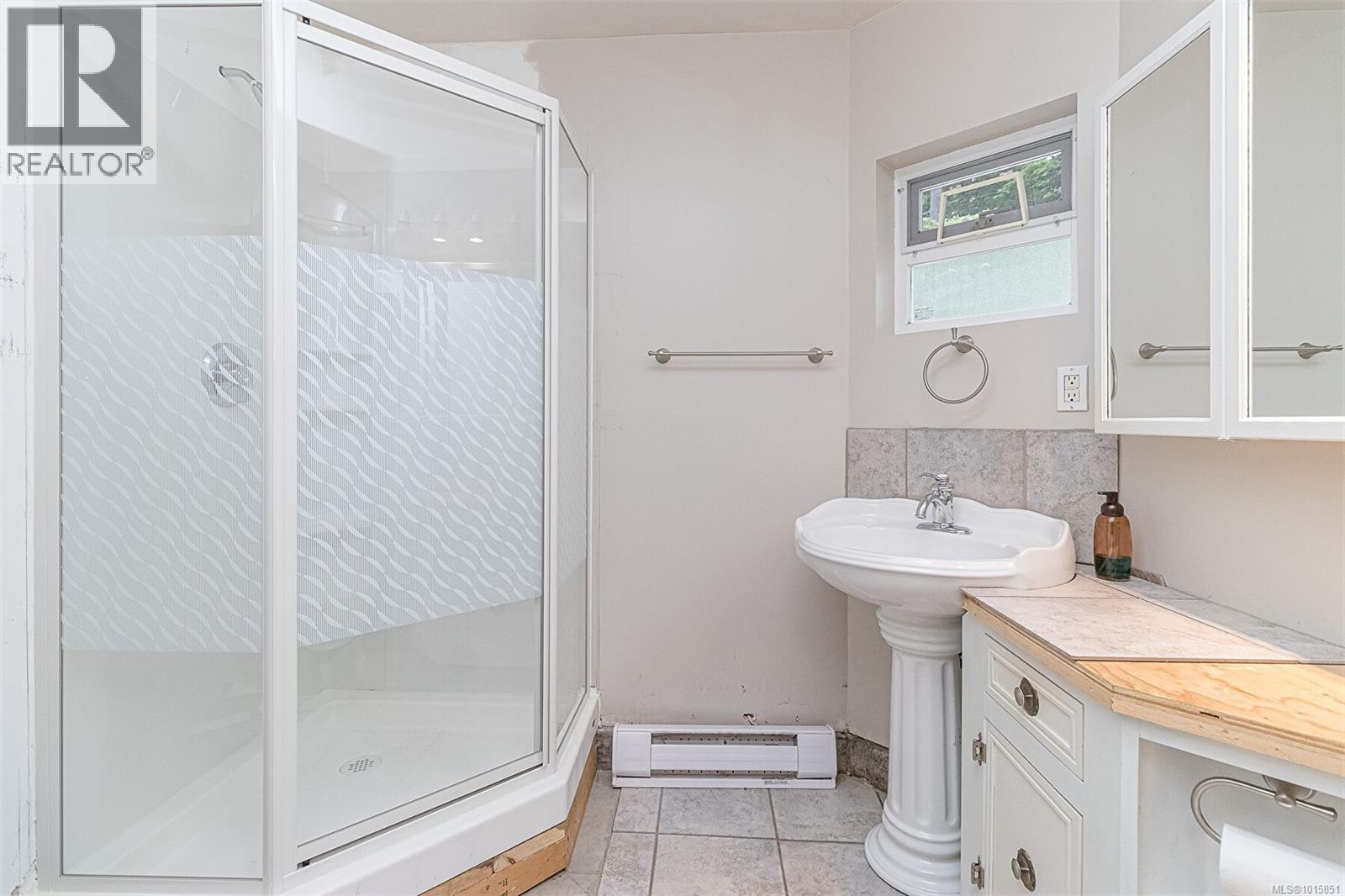 7155 &B7155 Bell McKInnon Rd, Duncan