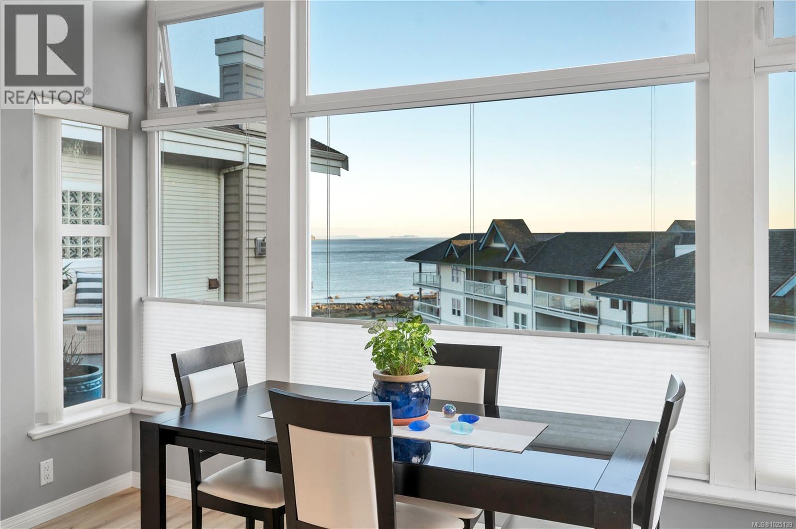 407 350 Island Hwy S, Campbell River