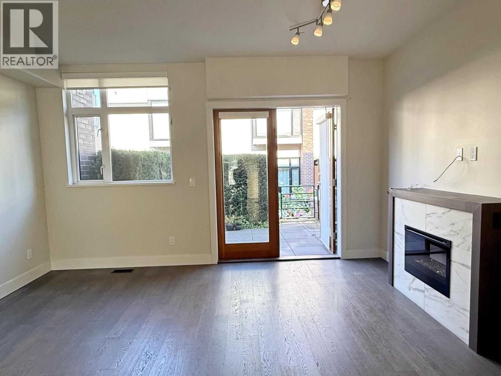 6180 OAK STREET, Vancouver