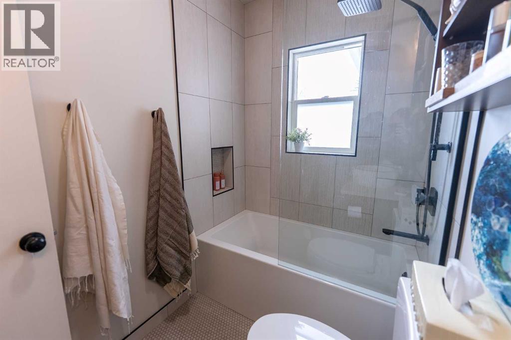 3901 50A Street, Red Deer