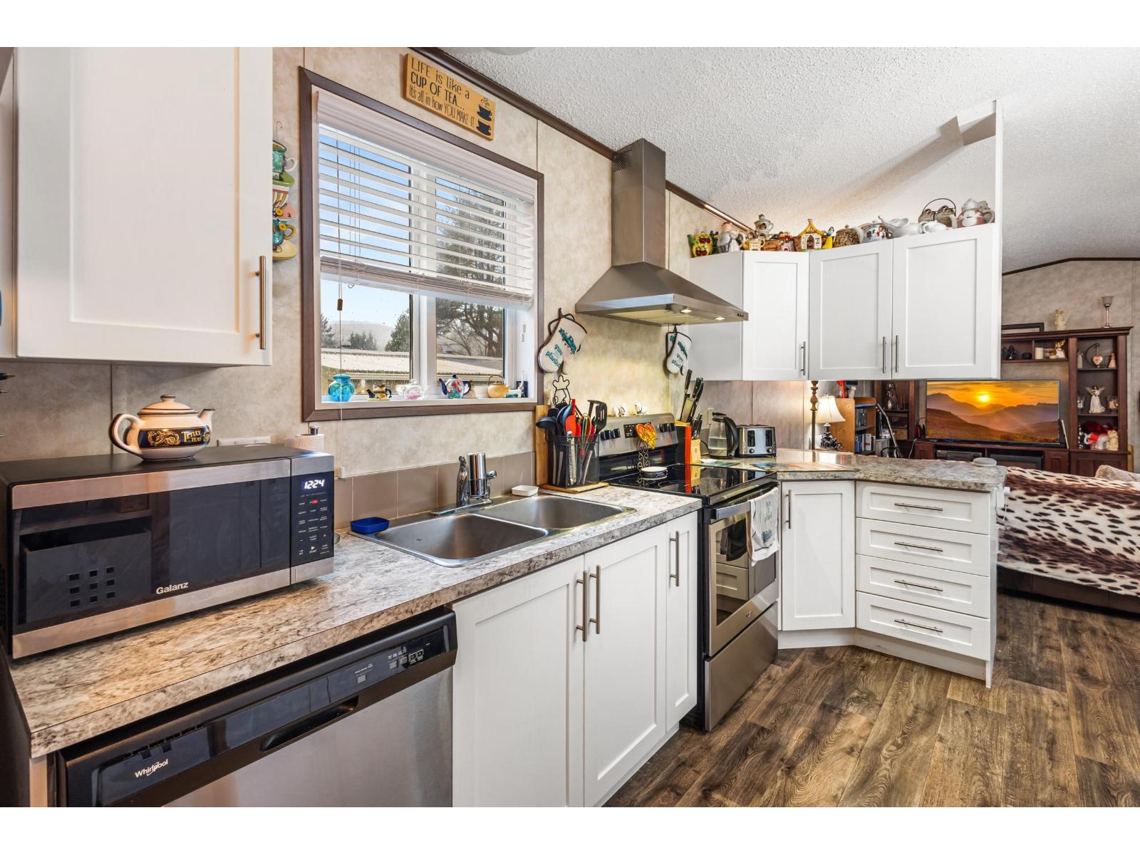 18 3942 COLUMBIA VALLEY ROAD, Cultus Lake East, Cultus Lake